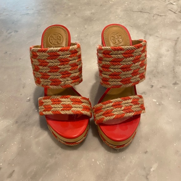 Tory Burch- slip on espadrille heals. Size 5 - Picture 2 of 11